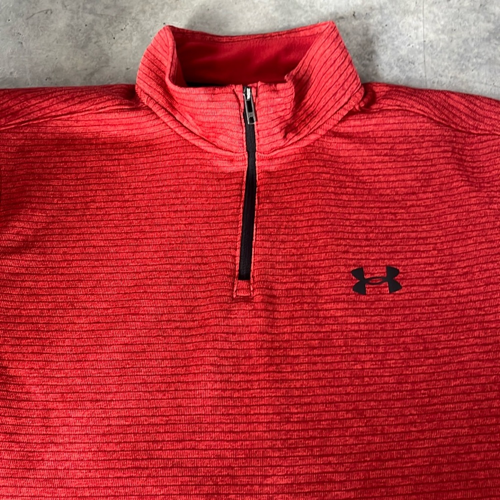 Red Quarter Zip. Under Armour. M.